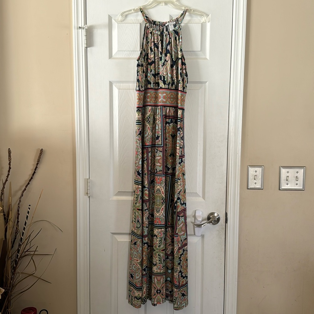 💙 2 for $10 💙 London Times Maxi